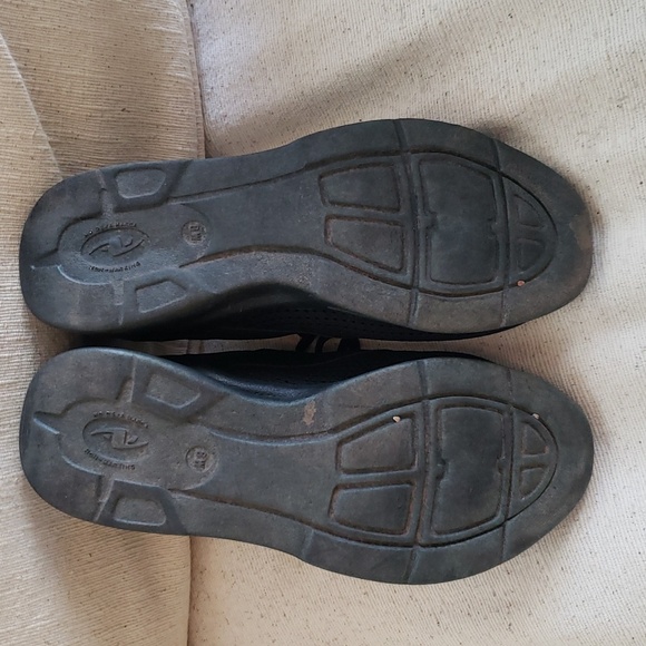 WOMENS MEMORY FOAM BLACK SNEAKERS SIZE 8W - Picture 5 of 5